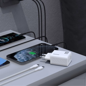 Dudao A29C 65W GaN Seinälaturi + USB-C Kaapeli - Valkoinen