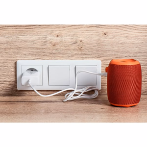 Puhelinlaturi Forcell F-Energy USB C QC4.0 PD 3A 20W + kaapeli USB C - Lightning TFK-TC-20WPD valkoinen