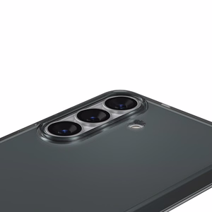 Spigen Liquid Crystal suojakuori Samsung Galaxy S26:lle puoliläpinäkyvä