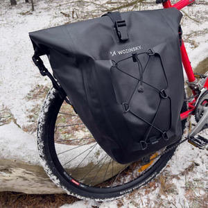 Vedenpitävä pyörän tavaratelinelaukku Wozinsky WBB24BK, 25 l, musta
