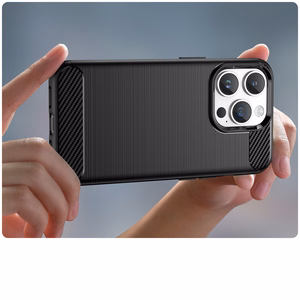 Carbon Case iPhone 14 Pro joustava geelinen takakuori musta