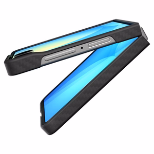 Spigen AirSkin Aramid Suojakuori Samsung Galaxy Z Flip 7:lle - Musta