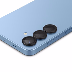 Spigen Optik Pro Glas.Tr Ez Fit kameransuoja 2 kpl Samsung Galaxy S25 -puhelimelle musta