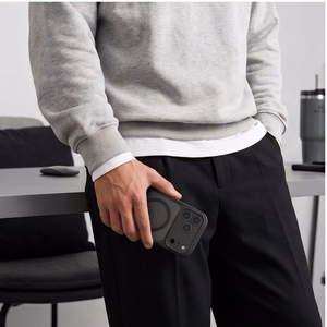 Tech-Protect BasicMag MagSafe -suojakuori iPhone 17 Pro / 18 Pro -malleille, mattamusta