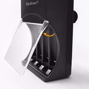 Qoltec 50653 – NiMH R03/AAA- ja R6/AA-akkujen laturi