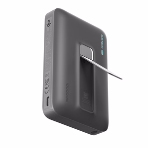 Cuktech WPB100 varavirtalähde 10 000 mAh, Qi2, 30 W, magneettikiinnityksellä ja jalustalla – musta