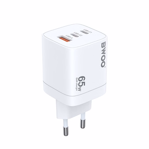 BWOO CDA147PD seinälaturi 65W 2x USB-C + USB-A valkoinen