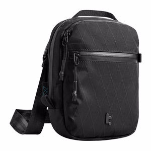 TOMTOC Aviator-T37 matkalaukku olkahihnalla X-Pac 1.3L (musta)