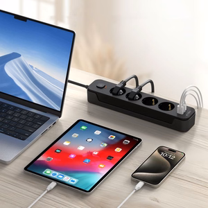 Tech-Protect PCL4X3 Jatkojohto 4 Pistoketta 240V + 2xUSB-A + 1xUSB-C 200cm Musta