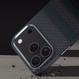 Benks Magnetic Armor Pro Aurora Kevlar 600D Suojakuori (C070) iPhone 17 Pro Max:lle