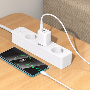 Borofone Wall charger BN27 Fuente - USB + Type C - QC 3.0 PD 20W with Type C to Type C cable white