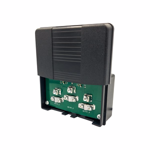 Barczak SAR antenna combiner/splitter