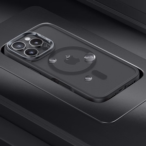 Benks Magnetic Mist Suojakuori metallikehyksellä iPhone 16:lle titanium