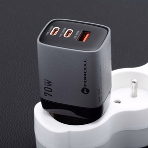 Puhelinlaturi Forcell F-Energy GaN III 2 x USB C + USB A QC4.0 3,45A PD 70W SAM SFC2.0 LCD-näytöllä VT-37 harmaa