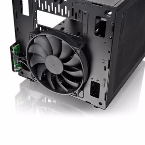 Thermaltake Core V21 -tietokonekotelo, Cube, musta