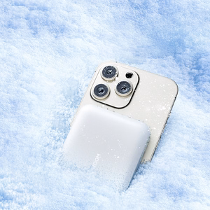 Joyroom JR-W020 20W MagSafe 10000 mAh magneettinen varavirtalähde, valkoinen