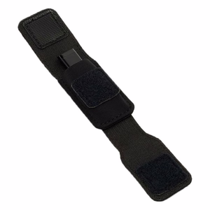 Griffin kengännauhoihin kiinnitettävä pussi Fitbit-, Misfit-, Sony- ja Nike+ -aktiivisuusmittareille, musta