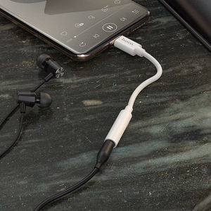 Adapteri Hoco USB Type-C - AUX 3.5mm