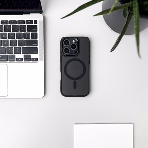Magnetic Collection MagSafe Suojakuori iPhone 16 Plus:lle - musta