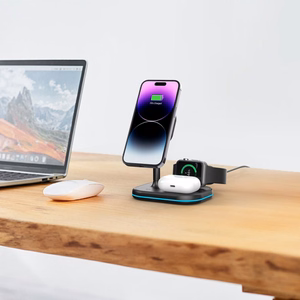 Tech-Protect QI15W-A27 3-in-1 induktiivinen laturi MagSafe-telineellä älypuhelimelle / Apple Watch / AirPods - musta