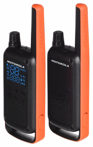 Motorola Talkabout T82 twin-pack + charger