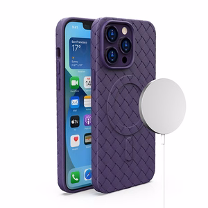 MagSafe Woven Suojakuori iPhone 15 Pro:lle - violetti