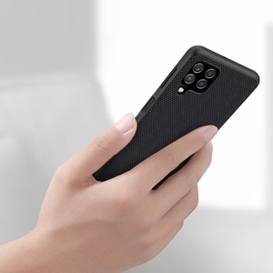Nillkin Textured Case kestävä vahvistettu kotelo geelirunko ja nylon takaisin Samsung Galaxy A22 4G musta