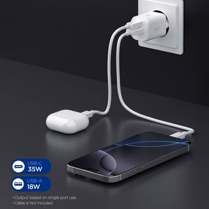 Spigen Essential EE352EU USB-C / USB-A 35W Seinälaturi - Valkoinen