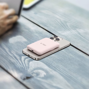 Tech-Protect LifeMag PB10 Powerbank MagSafe 5000mAh 15W USB-C-portilla - vaaleanpunainen + USB-C-kaapeli