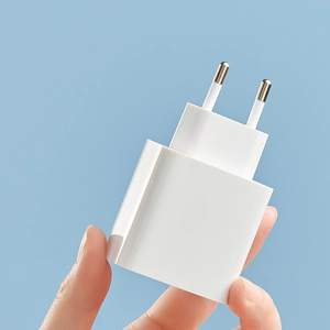 Xiaomi Travel Charger Combo nopea laturi USB-A / USB-C 33W PD valkoinen (BHR4996GL)