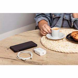 Puhelinlaturi Forcell F-Energy USB C QC4.0 PD 3A 20W + kaapeli USB C - Lightning TFK-TC-20WPD valkoinen
