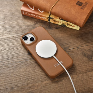 iCarer CE Premium Nahka Folio Case iPhone 14 Plus Magneettinen Flip Nahka Folio Case MagSafe Brown (WMI14220715-BN)