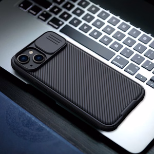 Nillkin CamShield Pro magneettinen kotelo iPhone 14 Plus suojakotelo kameran suojus musta (MagSafe)