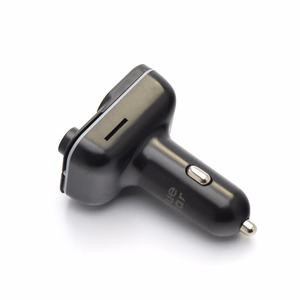 Musta Blue Star Wave L3 -autolähetin RGB-koristevalaistuksella, 1 × USB-C, 2 × USB, 20 W