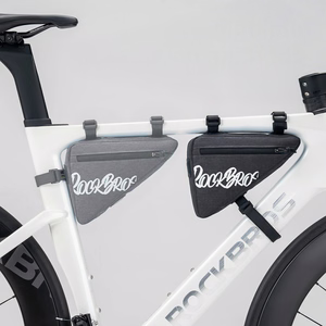 Rockbros G001 Flash Journey kolmionmuotoinen 0,8 l runkolaukku – musta