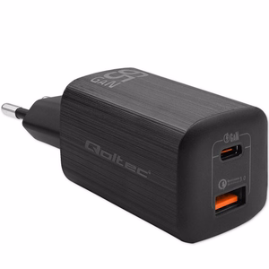 Qoltec 50766 Universaali kannettavan tietokoneen ja älypuhelimen pikavirtalähde musta