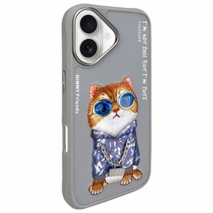 Nimmy Glasses Cool Cat iPhone 16 Suojakuori - harmaa