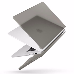 Uniq Claro kotelo MacBook Pro 16'' (2021) - läpinäkyvä harmaa