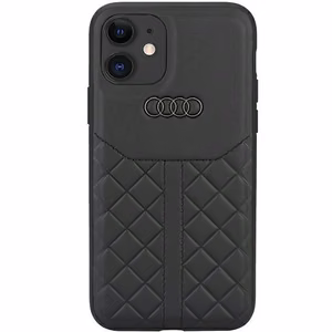 Audi Genuine Leather Suojakuori iPhone 12/12 Pro 6.1 musta/musta kova kuori AU-TPUPCIP12P-Q8/D1-BK