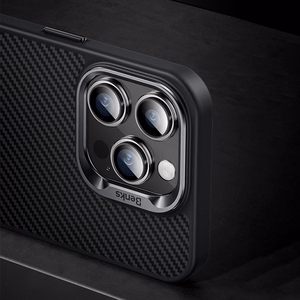 Benks Magnetic Hybrid Armor Pro Kevlar Suojakuori Metal Frame 600D iPhone 15 Plus:lle musta
