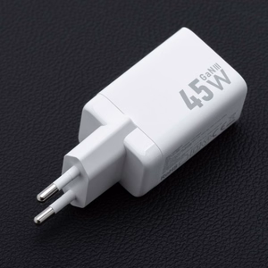 Puhelinlaturi Forcell F-Energy Mini GaN III USB C + USB A PD QC4.0 45W VT-36 valkoinen