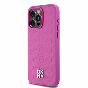 DKNY Nahkainen Monogram Pattern Metal Logo MagSafe Suojakuori iPhone 15 Pro Max:lle - Vaaleanpunainen