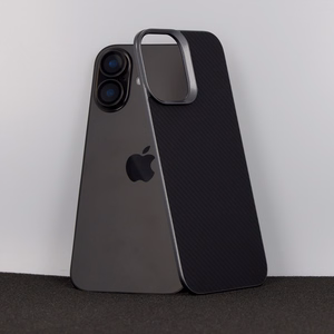 Liavec Carbon Layer Magsafe Aramid Fiber suojakuori Iphone 17 musta