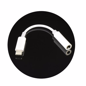 Adapter AUX Lightning (male) to Jack 3,5 mm (female) BOX white