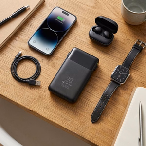 FORCELL F-ENERGY F10K6 Multicharge -varavirtalähde sisäänrakennetuilla USB-C- ja Lightning-kaapeleilla, PD, QC3.0, 3 A, 22,5 W, 10000 mAh, musta