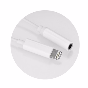 Sovitin AUX Lightning (uros) - Jack 3,5 mm (naaras) valkoinen