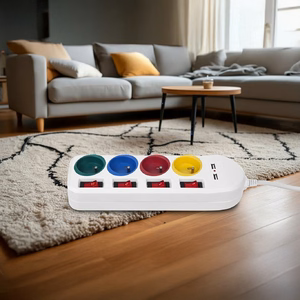 Maclean MCE229 W – jatkojohto pistorasioilla, 4 pistorasiaa + 2×USB, erilliset kytkimet, 250 V AC/10 A, 2,1 A 5 V, 1,5 m, valkoinen