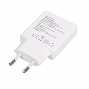 iBox ILUC43W mobiililaitteiden laturi universaali valkoinen AC