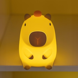 LED yövalo FRIENDLY CAPYBARA FNL-12 Forever Light