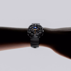 Spigen WBS2 Ranneke Samsung Galaxy Watch 8 / Classic (40 / 44 / 46 mm) Musta